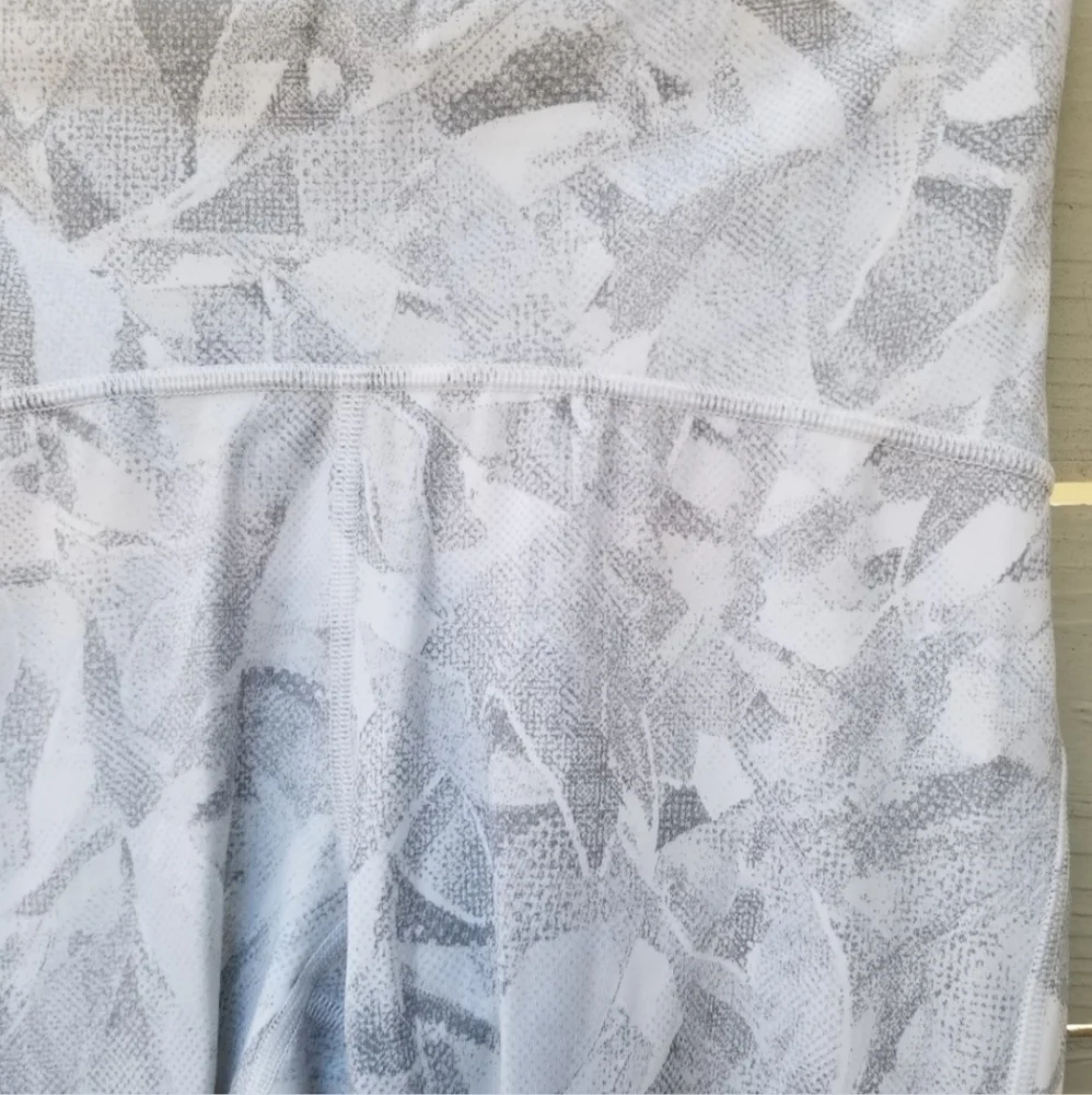 Lululemon Train Times 7/8 Mesh Leggings Jasmine White Sz 6